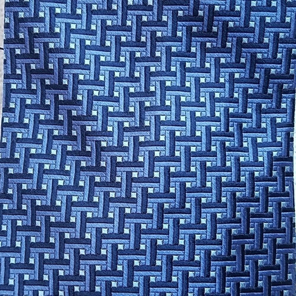 Jones New York 100% imported silk handmade tie - Picture 2 of 4